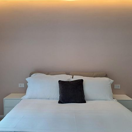 Lario Suite Apartments By Quokka 360 - With Parking Next To Como City Екстериор снимка