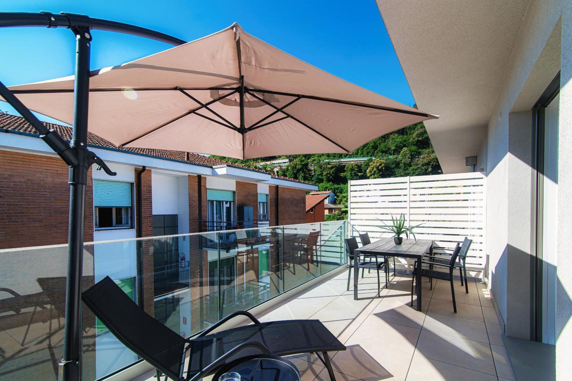 Lario Suite Apartments By Quokka 360 - With Parking Next To Como City Екстериор снимка
