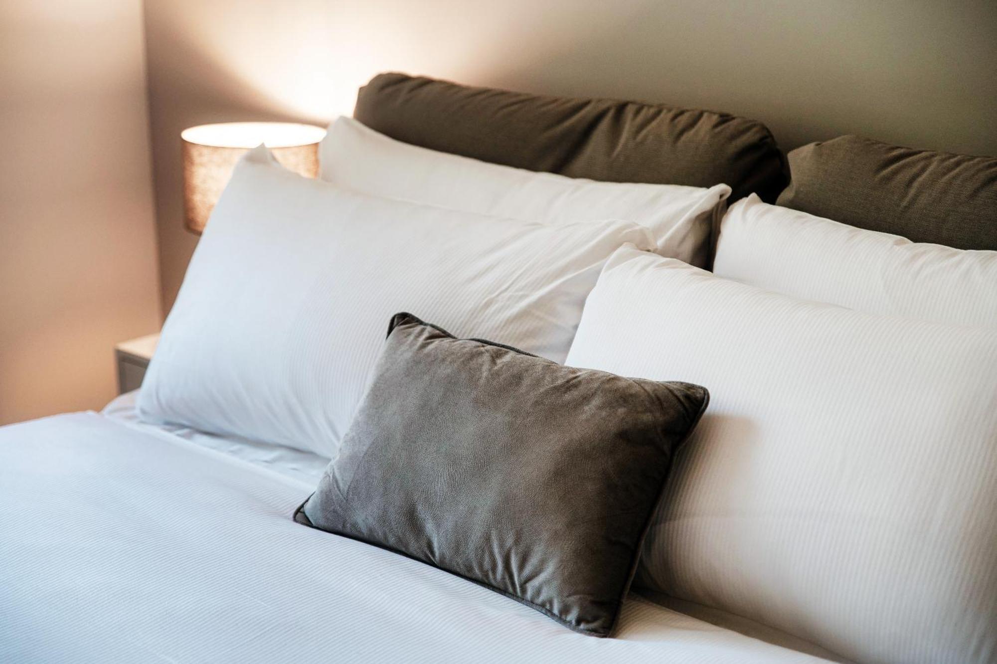 Lario Suite Apartments By Quokka 360 - With Parking Next To Como City Екстериор снимка