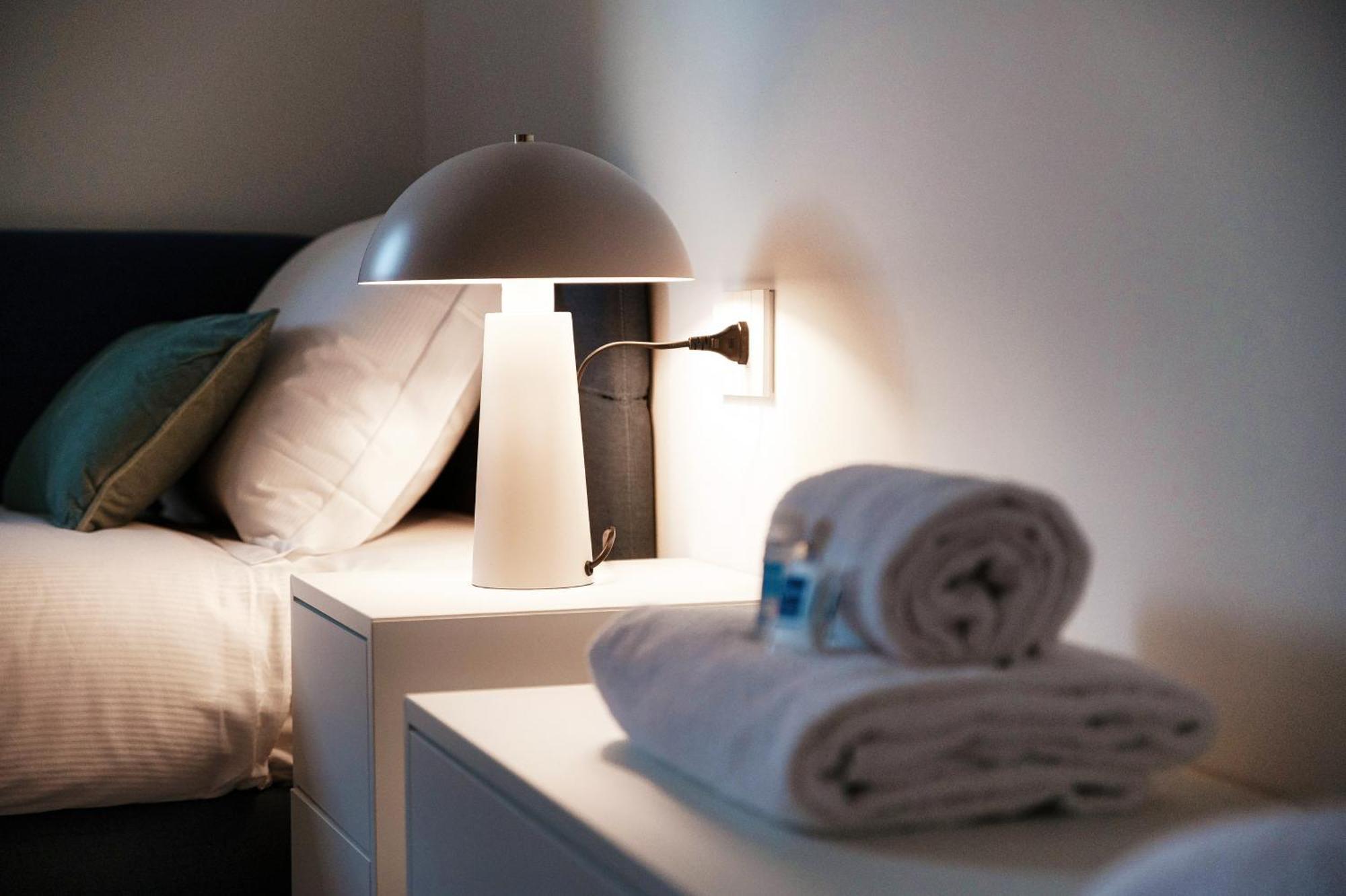 Lario Suite Apartments By Quokka 360 - With Parking Next To Como City Екстериор снимка