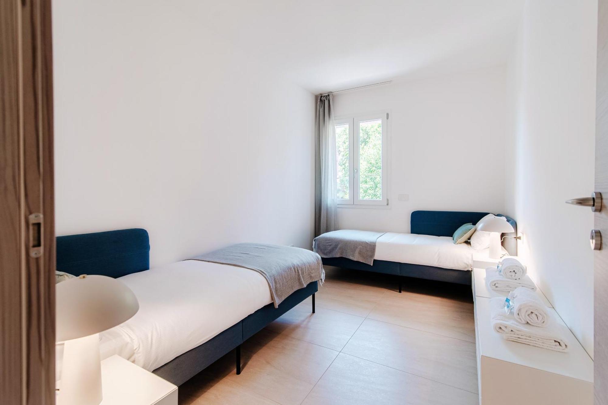 Lario Suite Apartments By Quokka 360 - With Parking Next To Como City Екстериор снимка