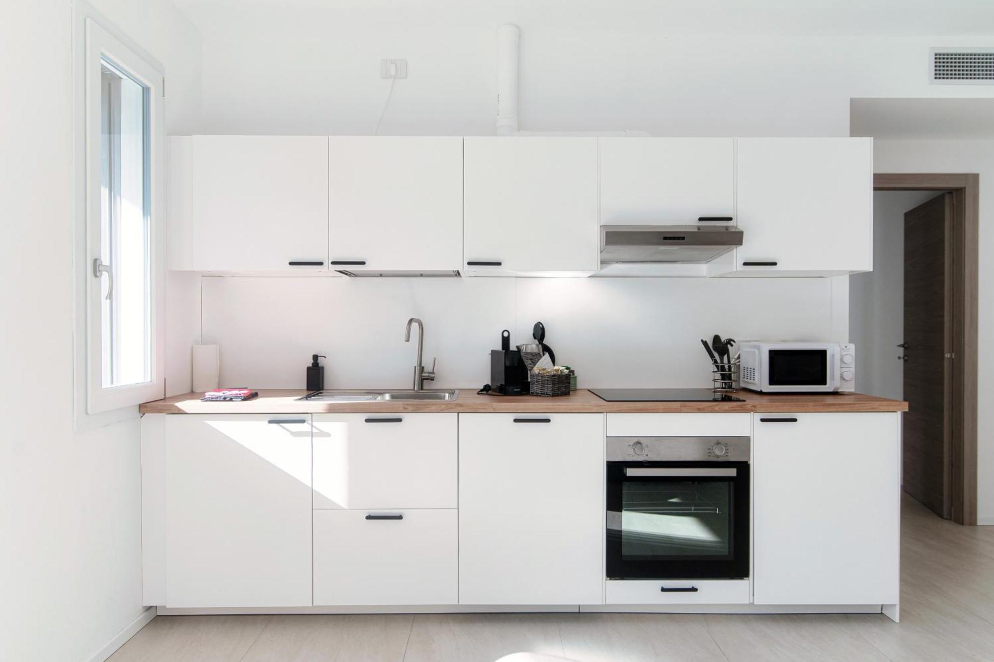 Lario Suite Apartments By Quokka 360 - With Parking Next To Como City Екстериор снимка